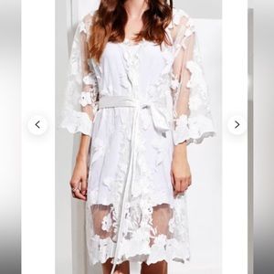 White lace robe